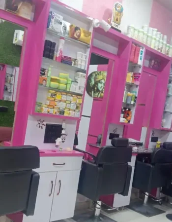 Shri Ladli Beauty Care